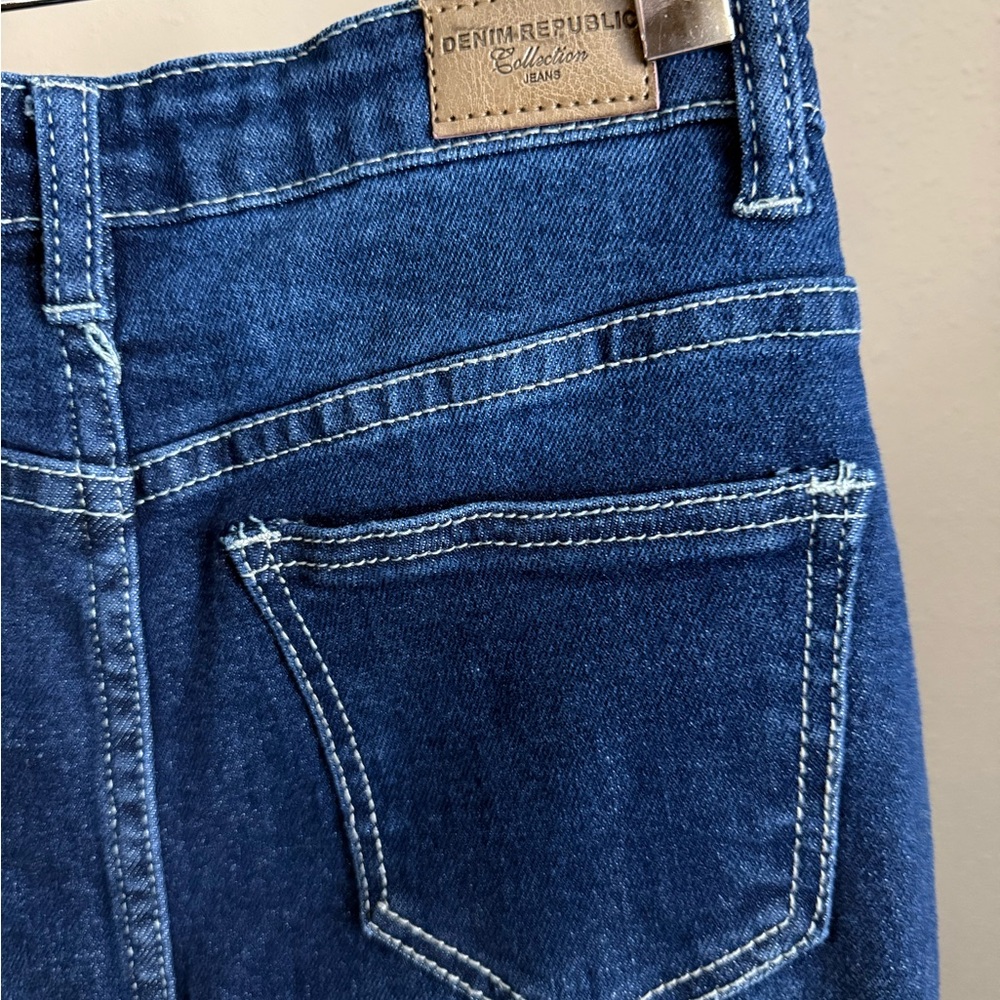 Denim Republic Dark Wash Denim Midi Skirt Cargo Pocket Y2K - Picture 4 of 5